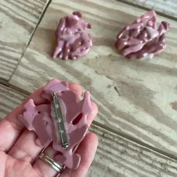 Handmade pottery earrings & pin - Picture 2 of 3